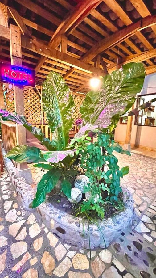 Hotel Rosalila Copan ภายนอก รูปภาพ